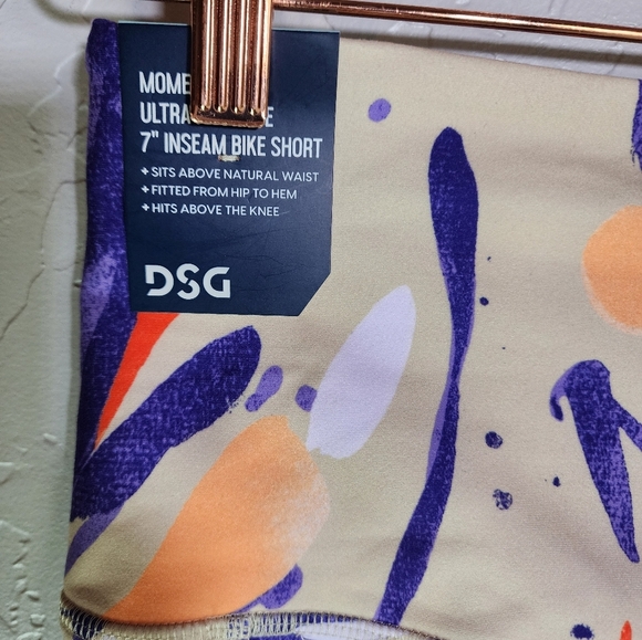 DSG Momentum Watercolor High Rise Biker Shorts Size XS - Picture 4 of 7